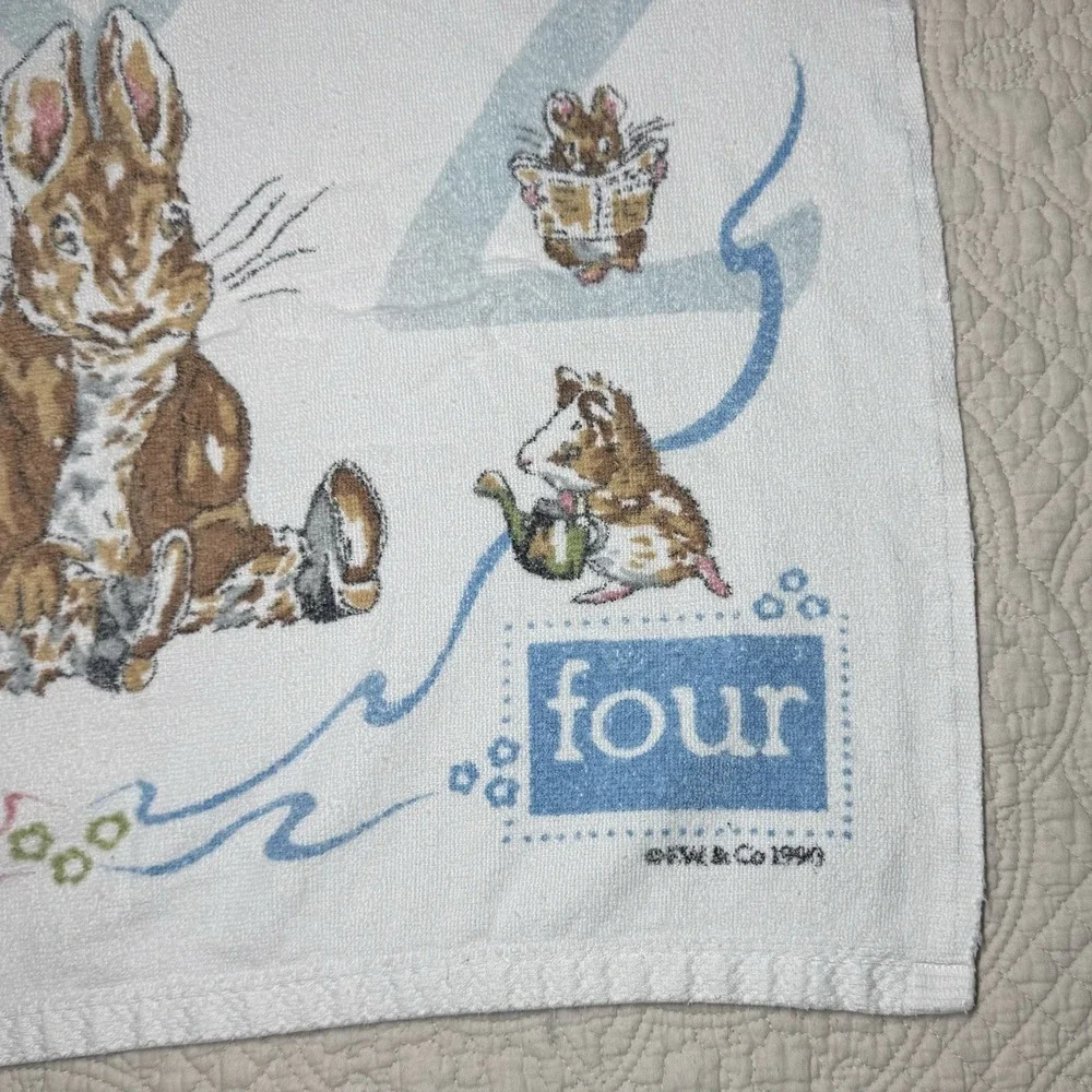 Vintage 1990 Beatrix Peter Rabbit ABC XYZ Bath Towel 90s Goose Puddle-Duck Baby‎